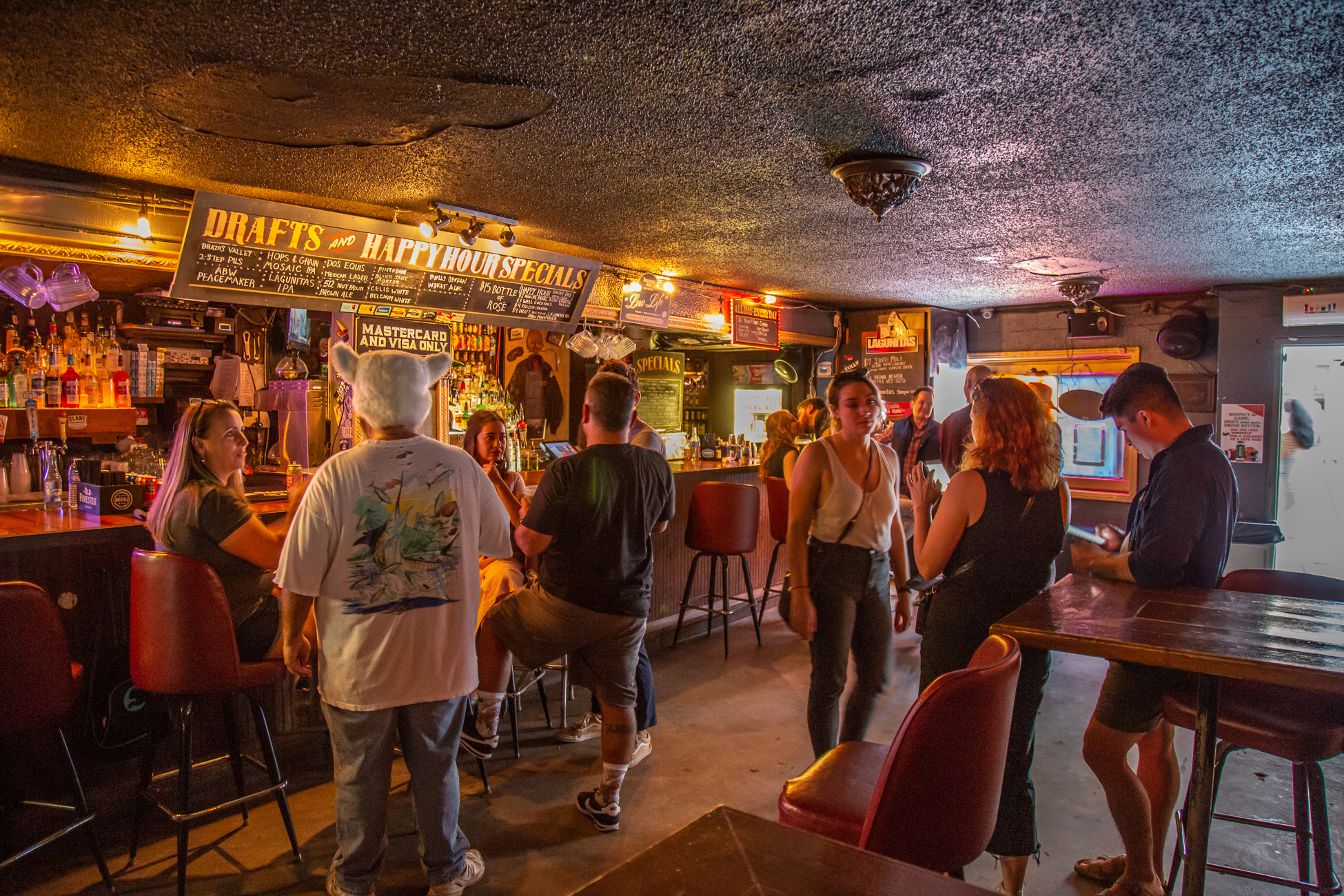 Shangri La - East 6th Street Diver Bar