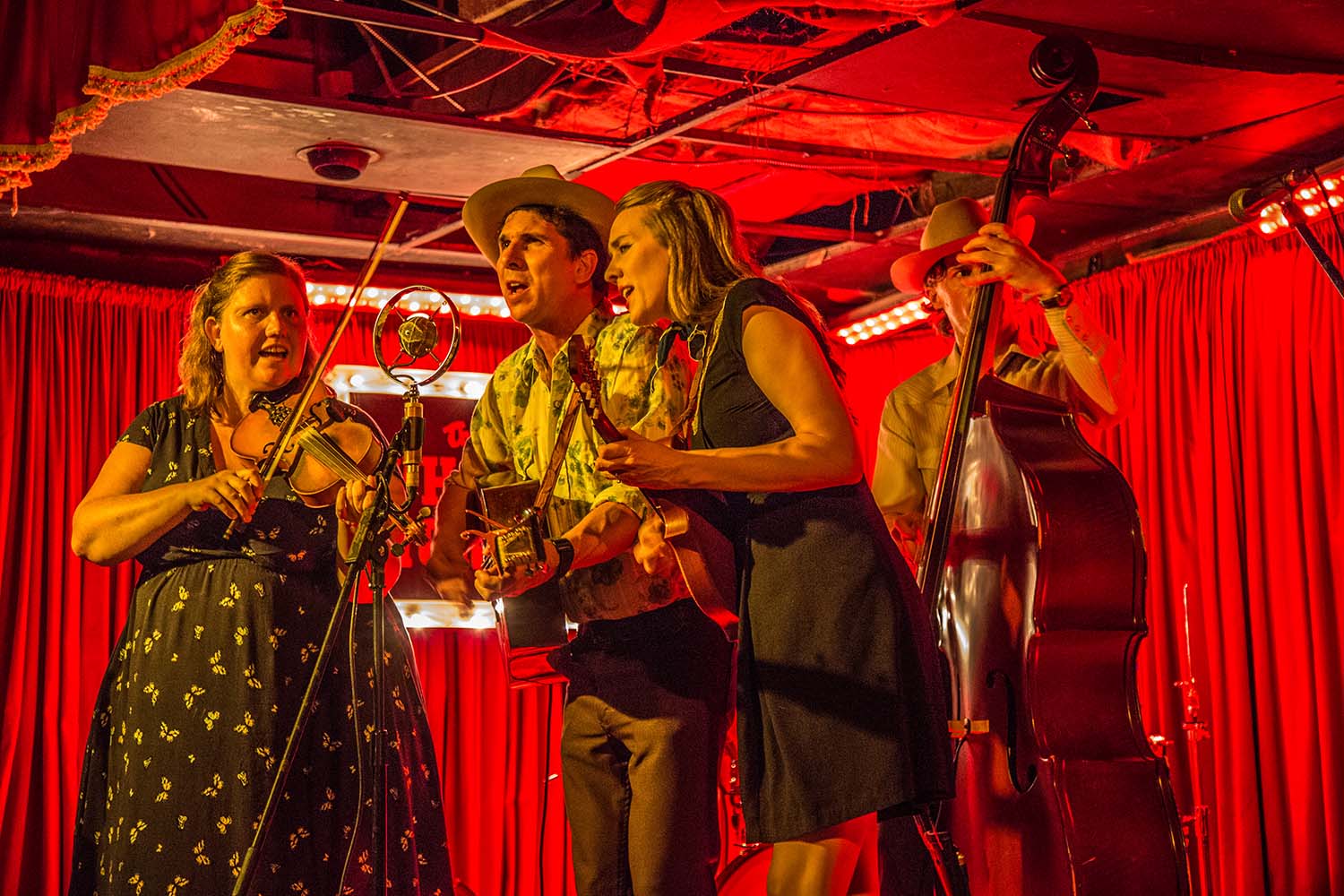 The White Horse - East Austin Honky Tonk