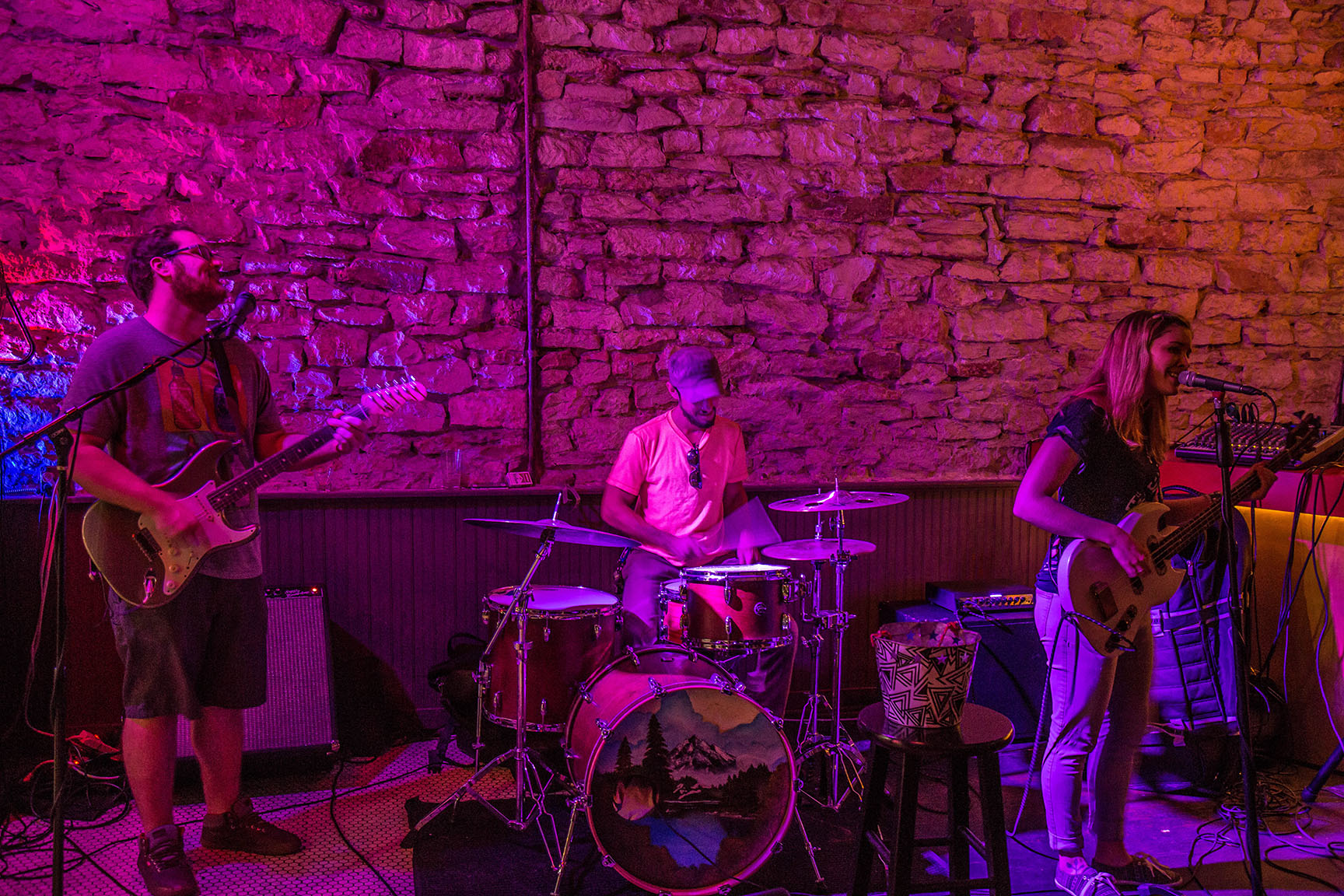 Lit Lounge - 6th Street Austin Bar