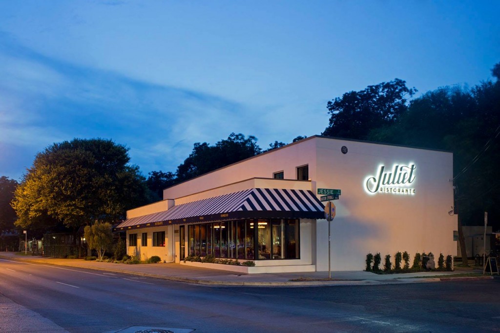 Juliet Ristorante patio on Barton Springs Rd. Photo: WIll Taylor - LostinAustin.org