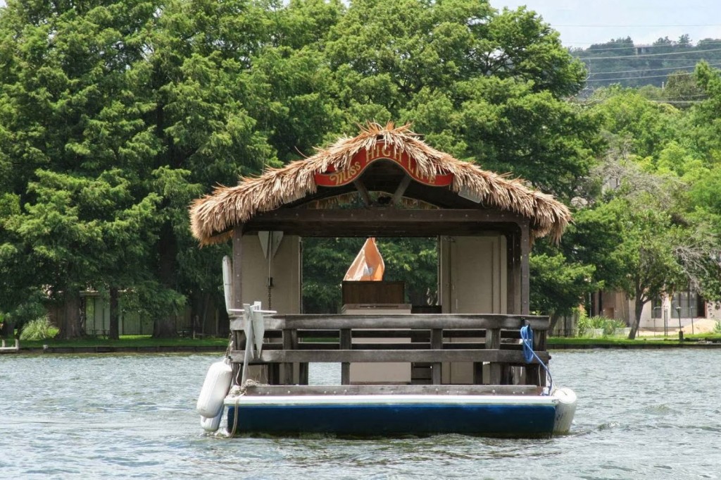 Lake Austin Party Barge 09