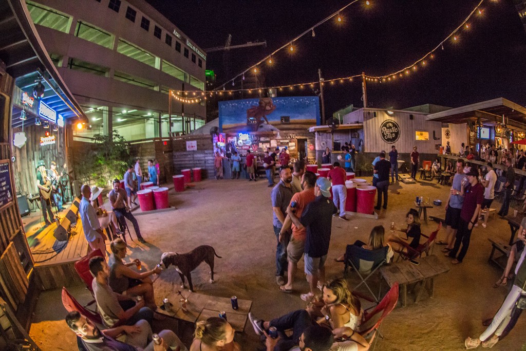 Rustic Tap Beer Garden - West 6th Street