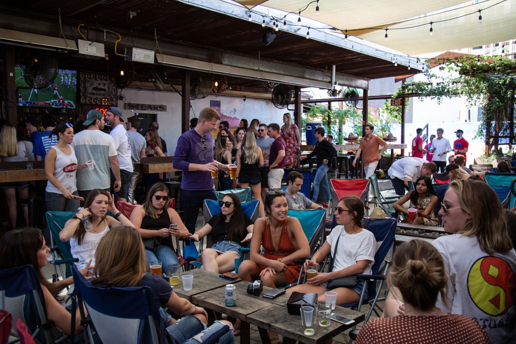 Rustic Tap Beer Garden - West 6th Street