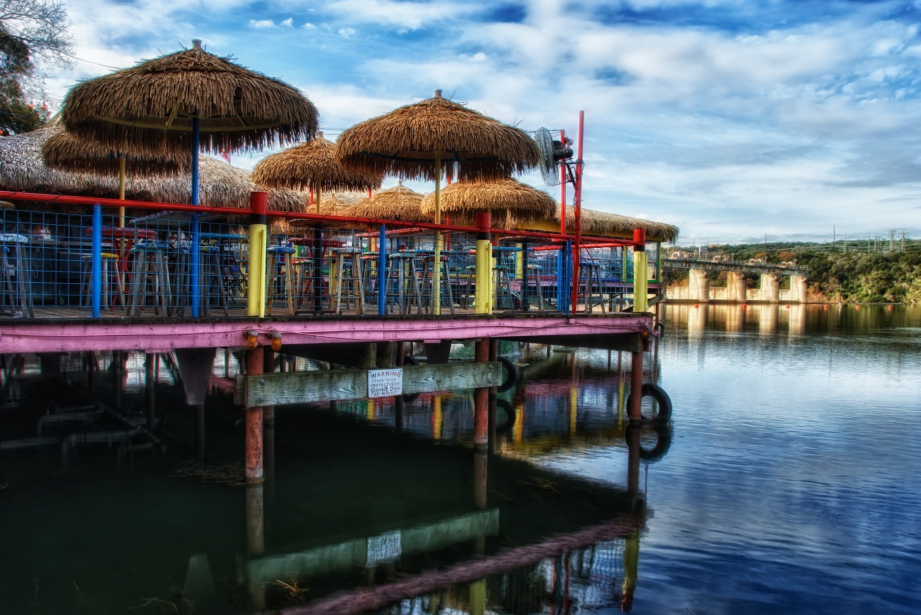 Best Lake Austin Lakeside Restaurants