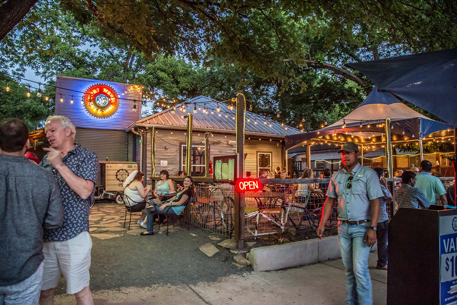 G'Raj Mahal - Rainey Street Indian Food