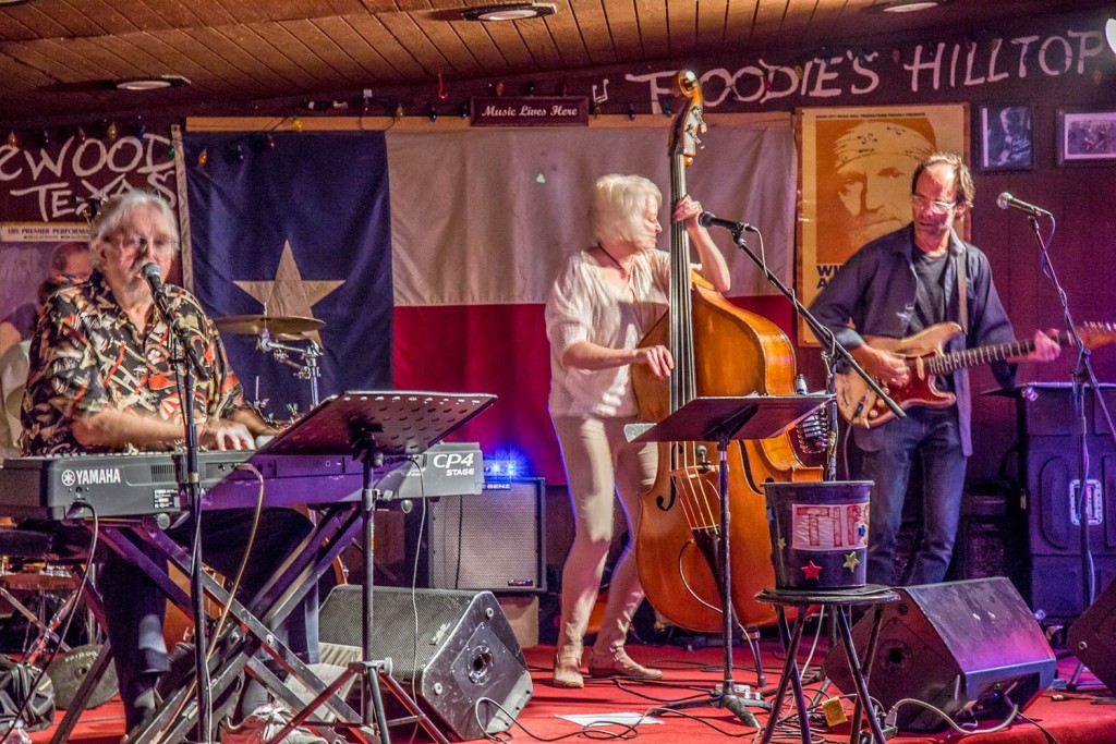 Poodie's Hilltop Roadhouse - Hill Country Honky Tonk Dancehall in Spicewood, TX.