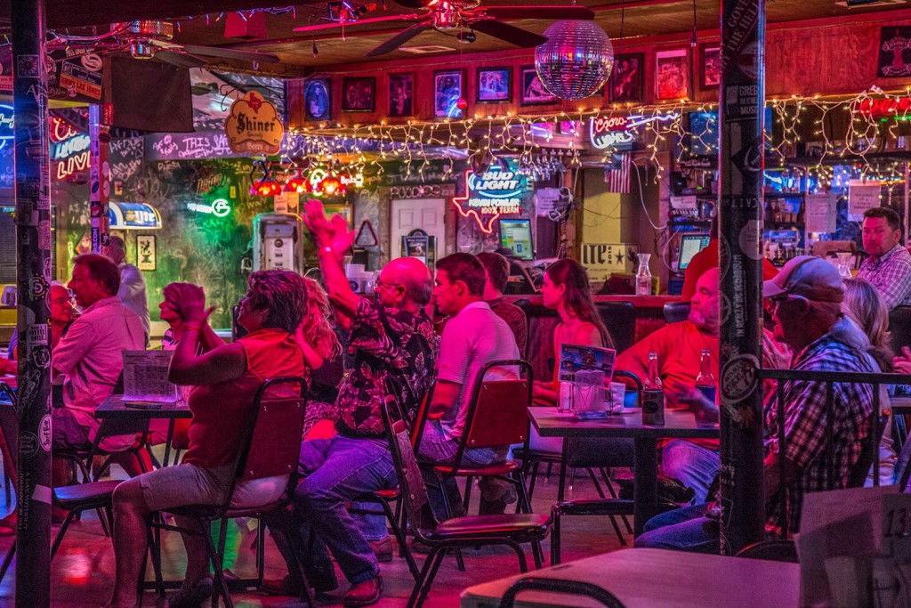 Poodie's Hilltop Roadhouse - Hill Country Honky Tonk Dancehall in Spicewood, TX.