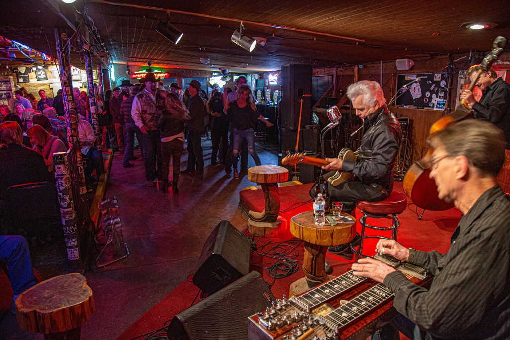 Poodie's Hilltop Roadhouse - Hill Country Honky Tonk Dancehall in Spicewood, TX.