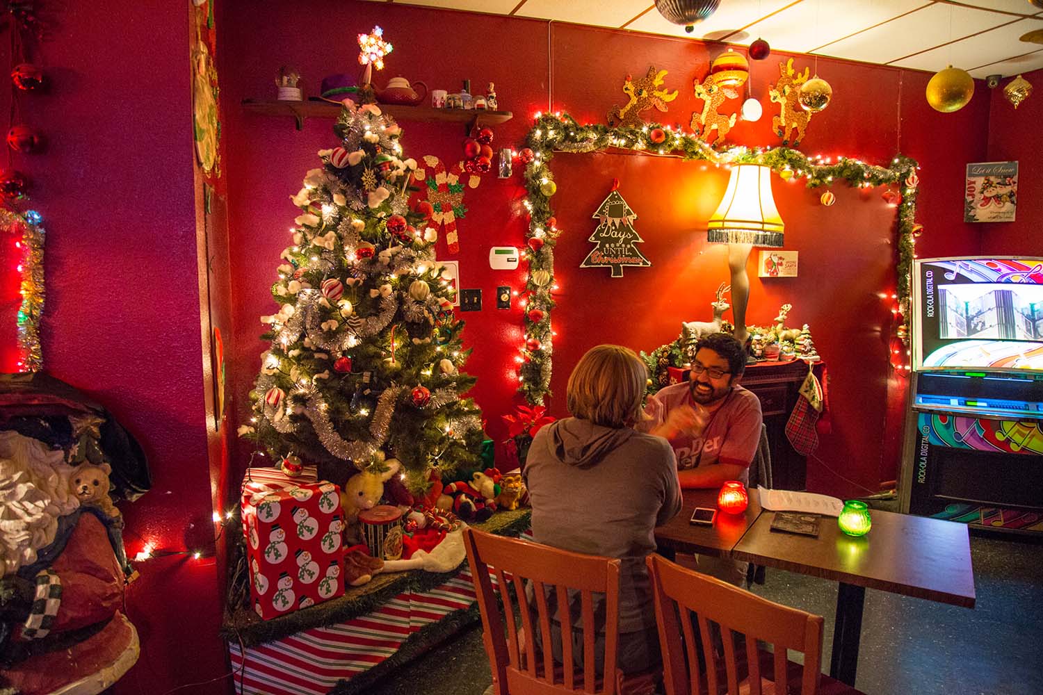 Lala's Little Nugget - Austin's Christmas Themed Bar. Photo: Will Taylor - LostinAustin.org