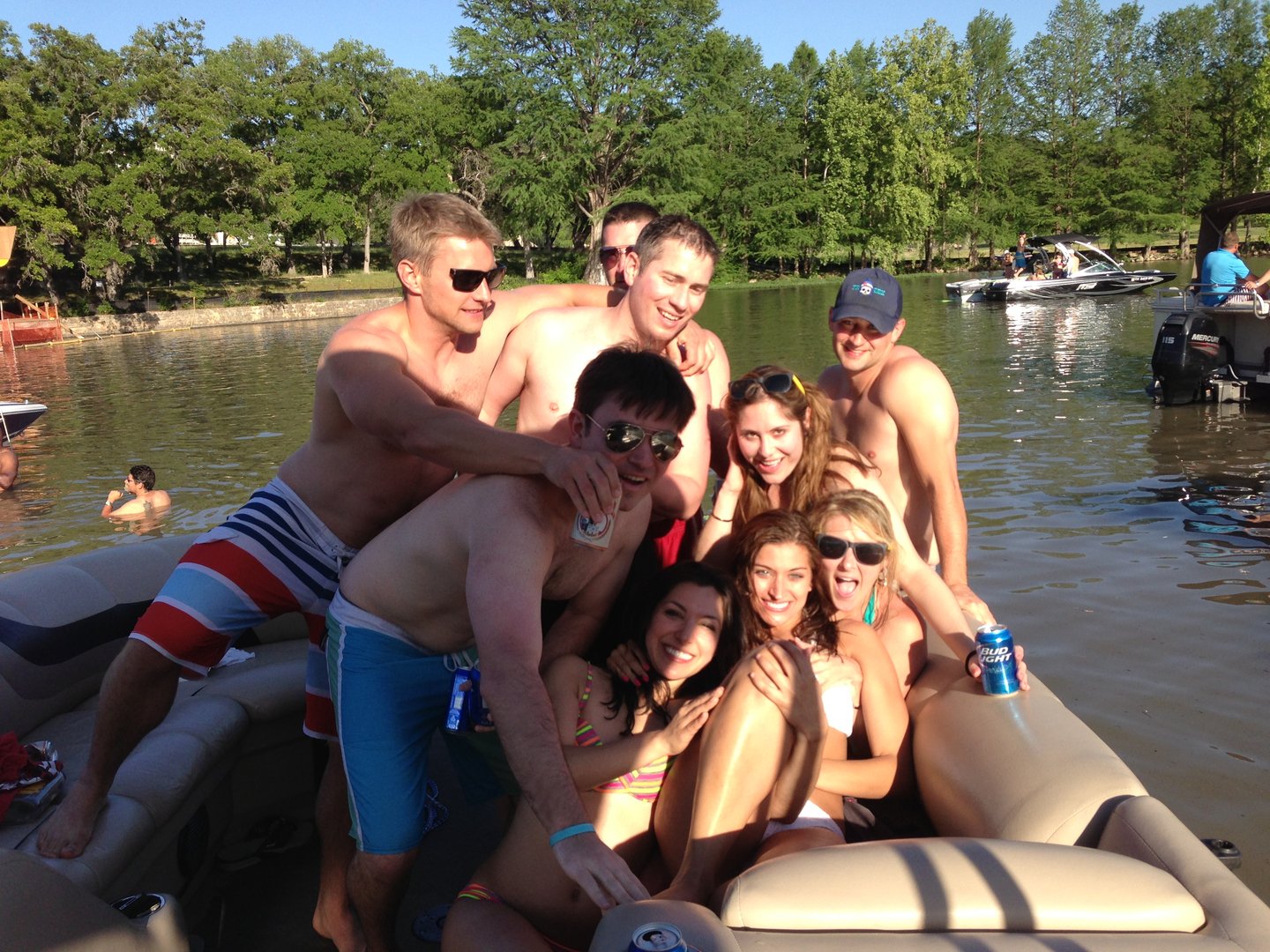 Wave In Water Boat Rentals & Tours