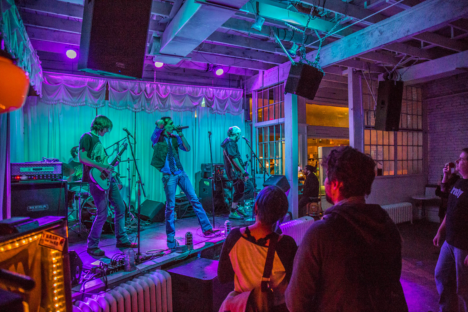 Swan Dive - Red River St, Austin, TX. Photo: Will Taylor