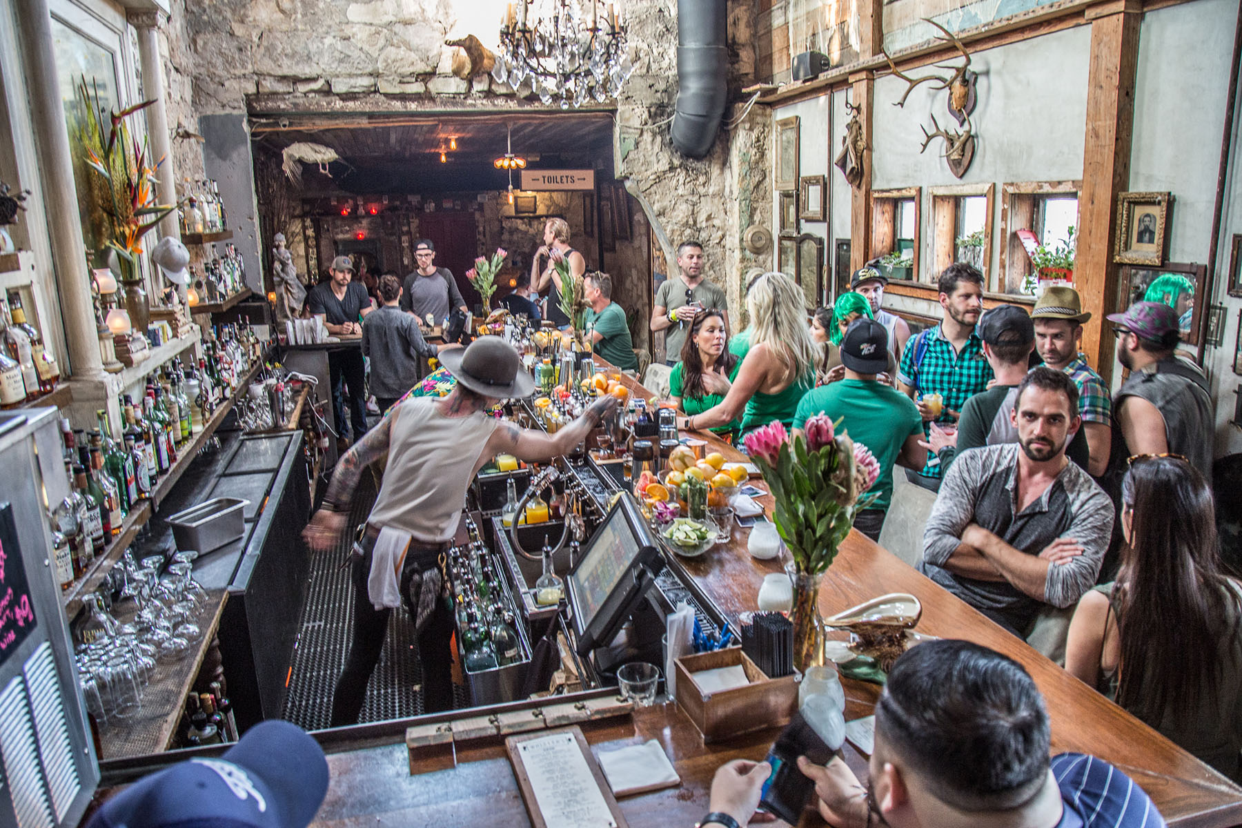 Whisler's Austin - East Austin Bar & Mezcalria