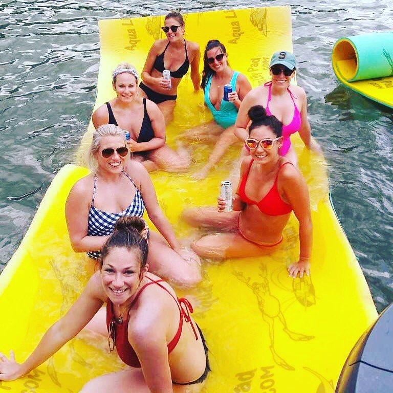 Wake Riderz - Lake Austin Boat & Pontoon Boat Rentals