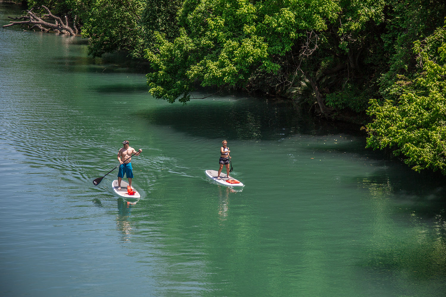 Zilker Park Boat Rentals - Austin Boat Rentals