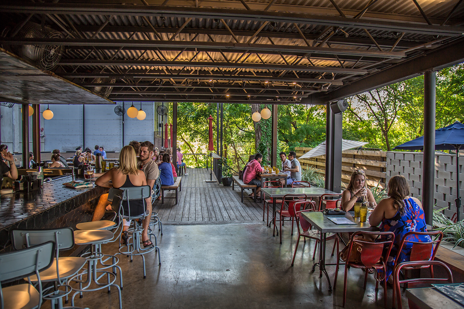 Brunching al fresco at Irene's. Photo: Will Taylor - LostinAustin.org