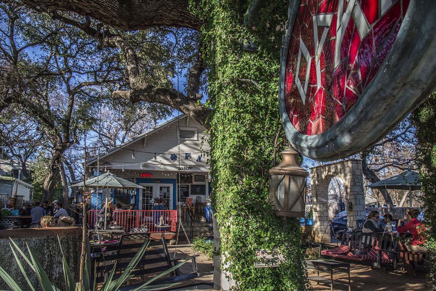 Thru the gates to the goodness that is Opa! Coffee and Wine Bar on SOuth Lamar. Photo: Will Taylor