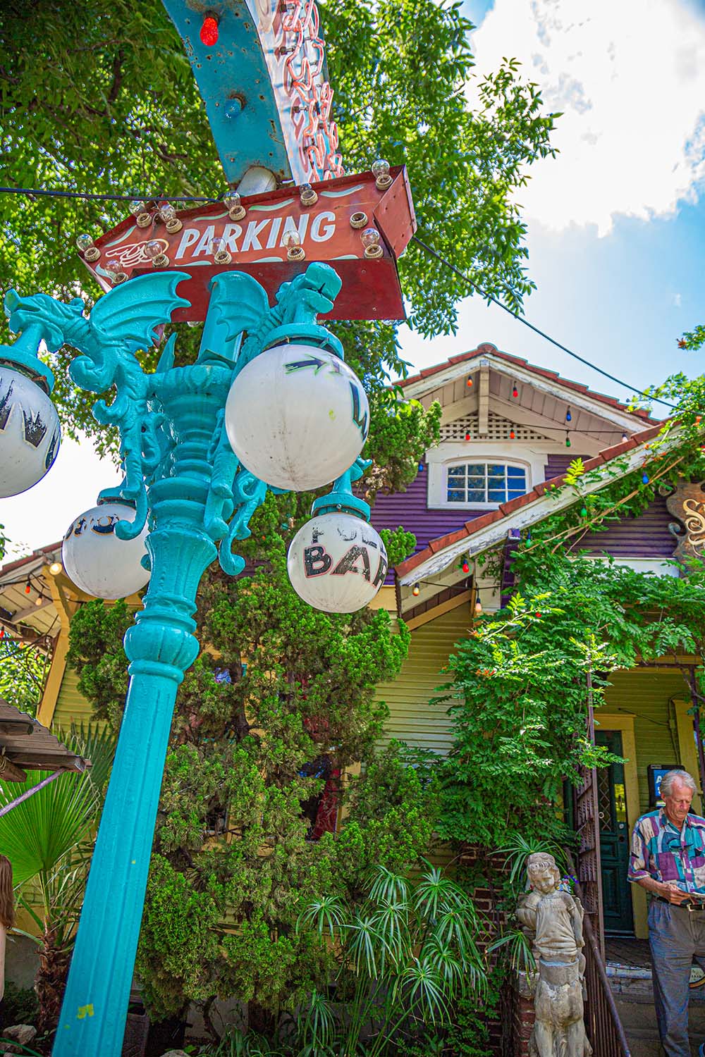 Spider House Cafe & Patio Bar - West Campus Bar & Eatery