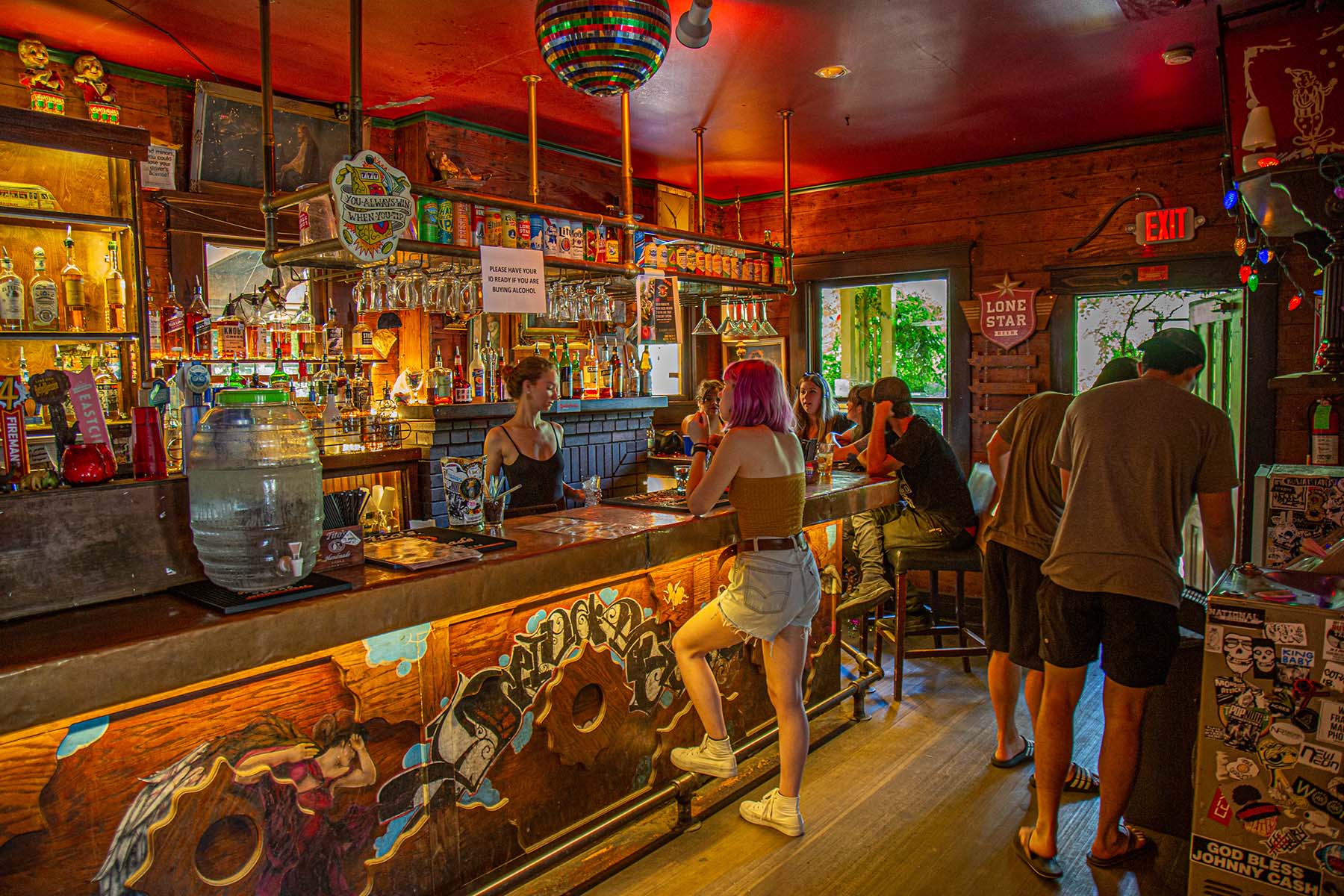 Spider House Cafe & Patio Bar - West Campus Bar & Eatery