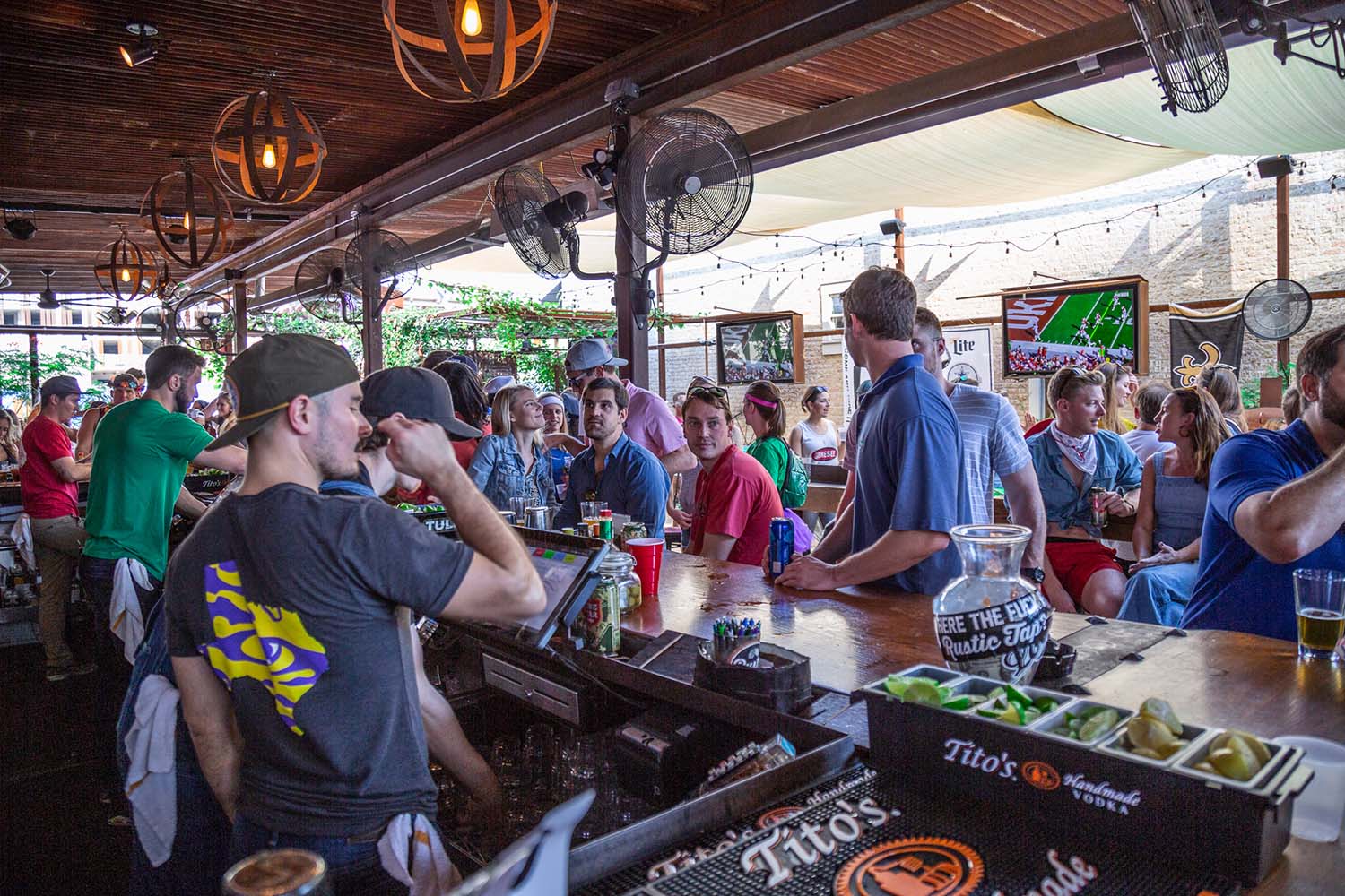 Rustic Tap Beer Garden - West 6th Street