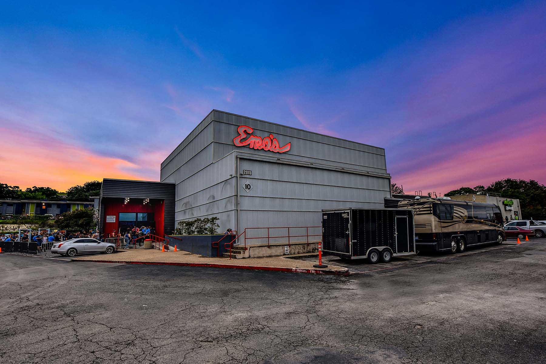 Outside Emo's Austin on Riverside.