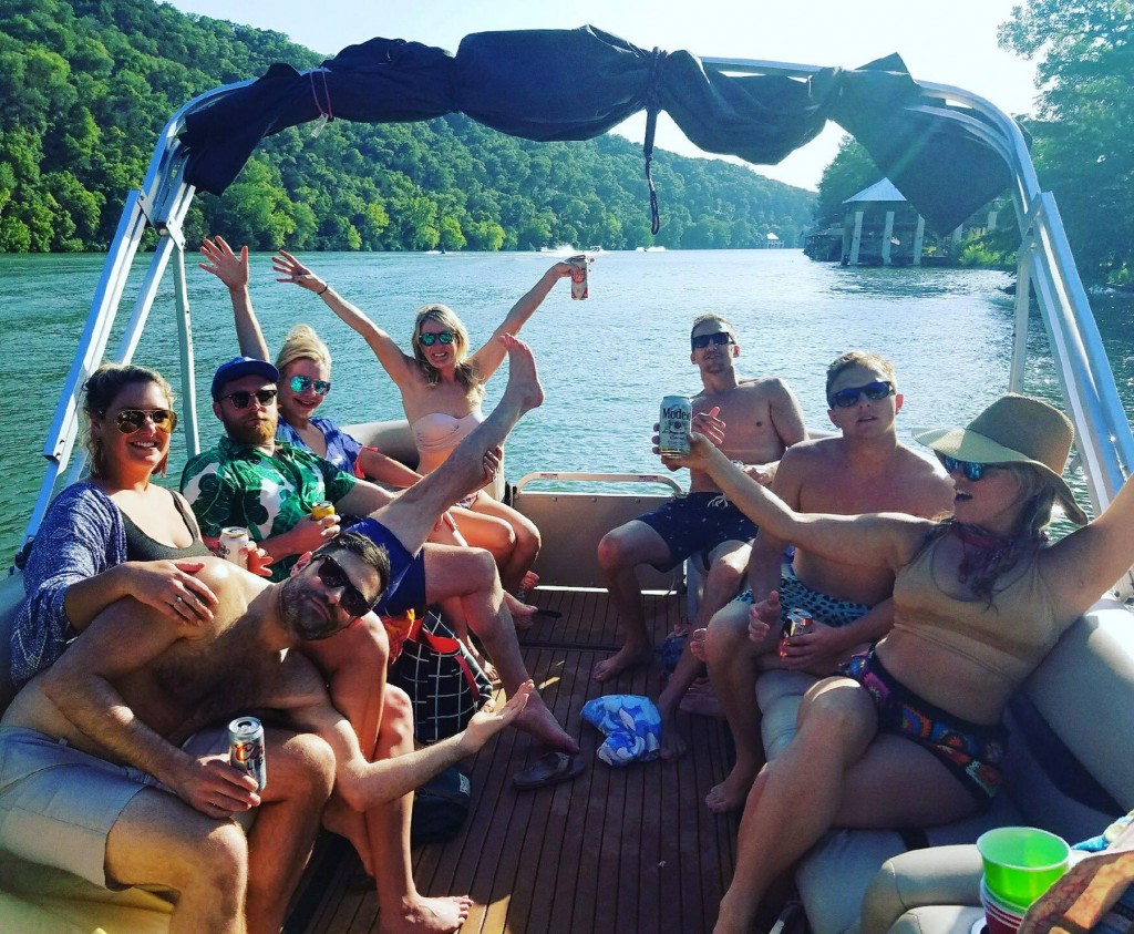 Austin Rental Boats - Lake Travis & Lake Austin Party Boat Rentals
