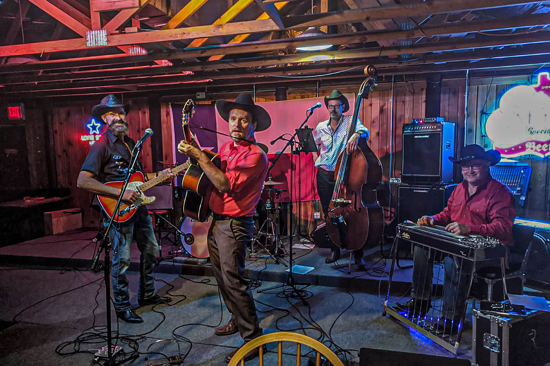 Last Chance Bar and Dancehall - West Austin Honky Tonk Dancehall