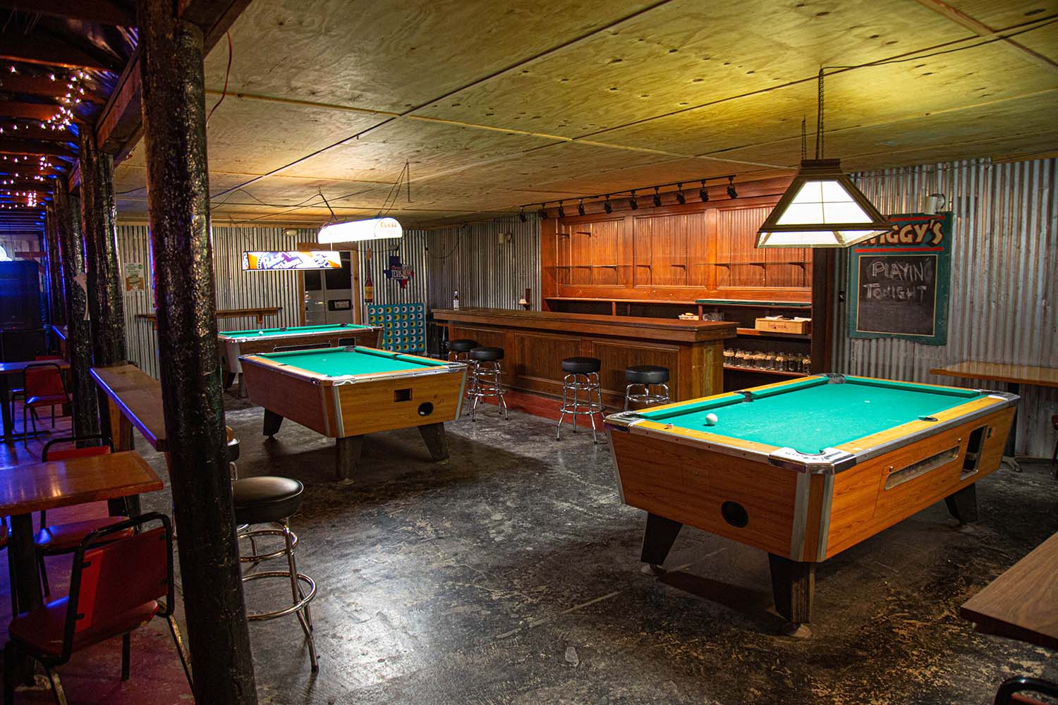 Last Chance Bar and Dancehall - West Austin Honky Tonk Dancehall