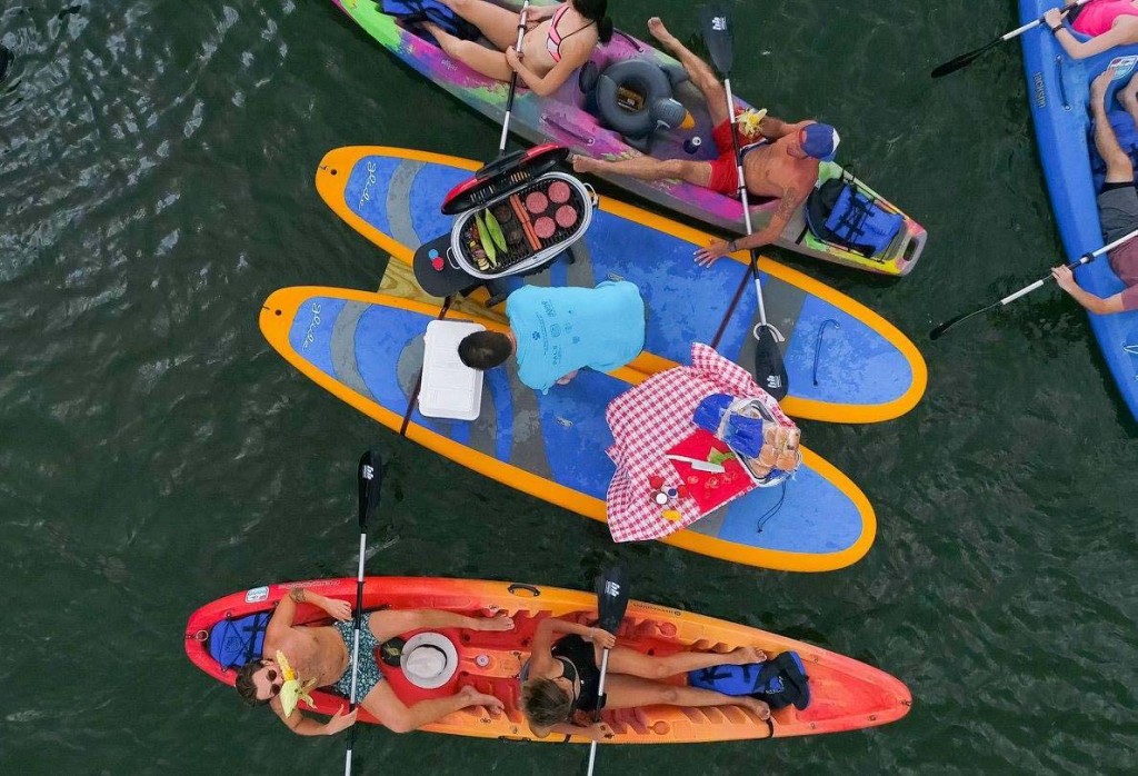 Rowing Dock - Austin Kayaking & Canoe Rental Lady Bird Lake