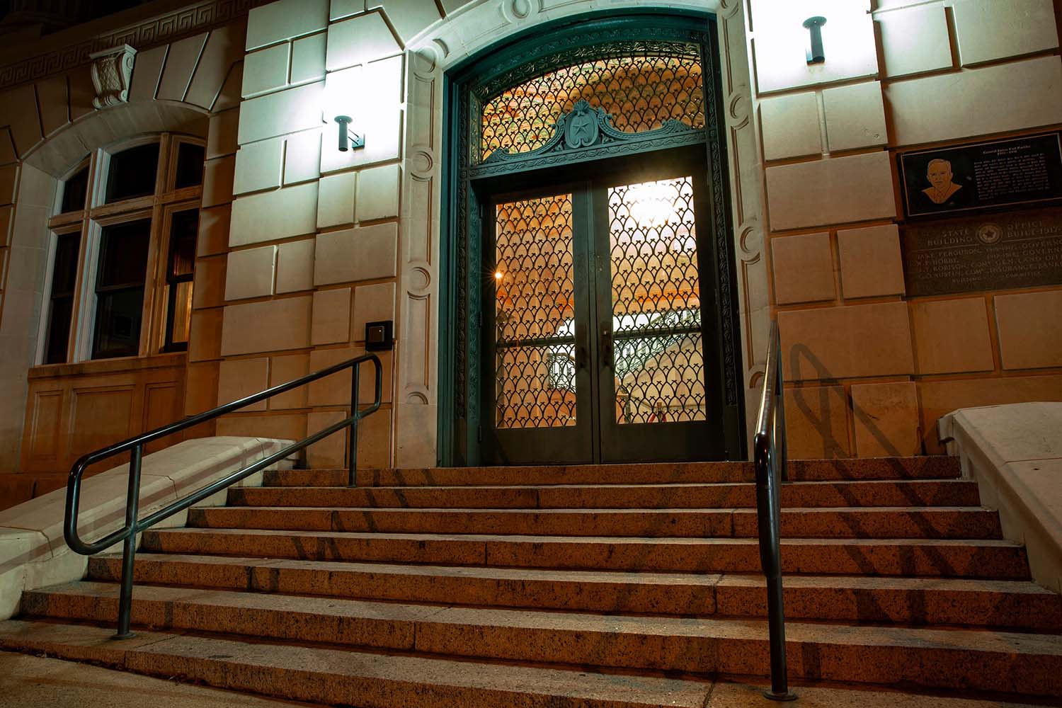 Austin Ghosts - Austin Texas Ghost Tours