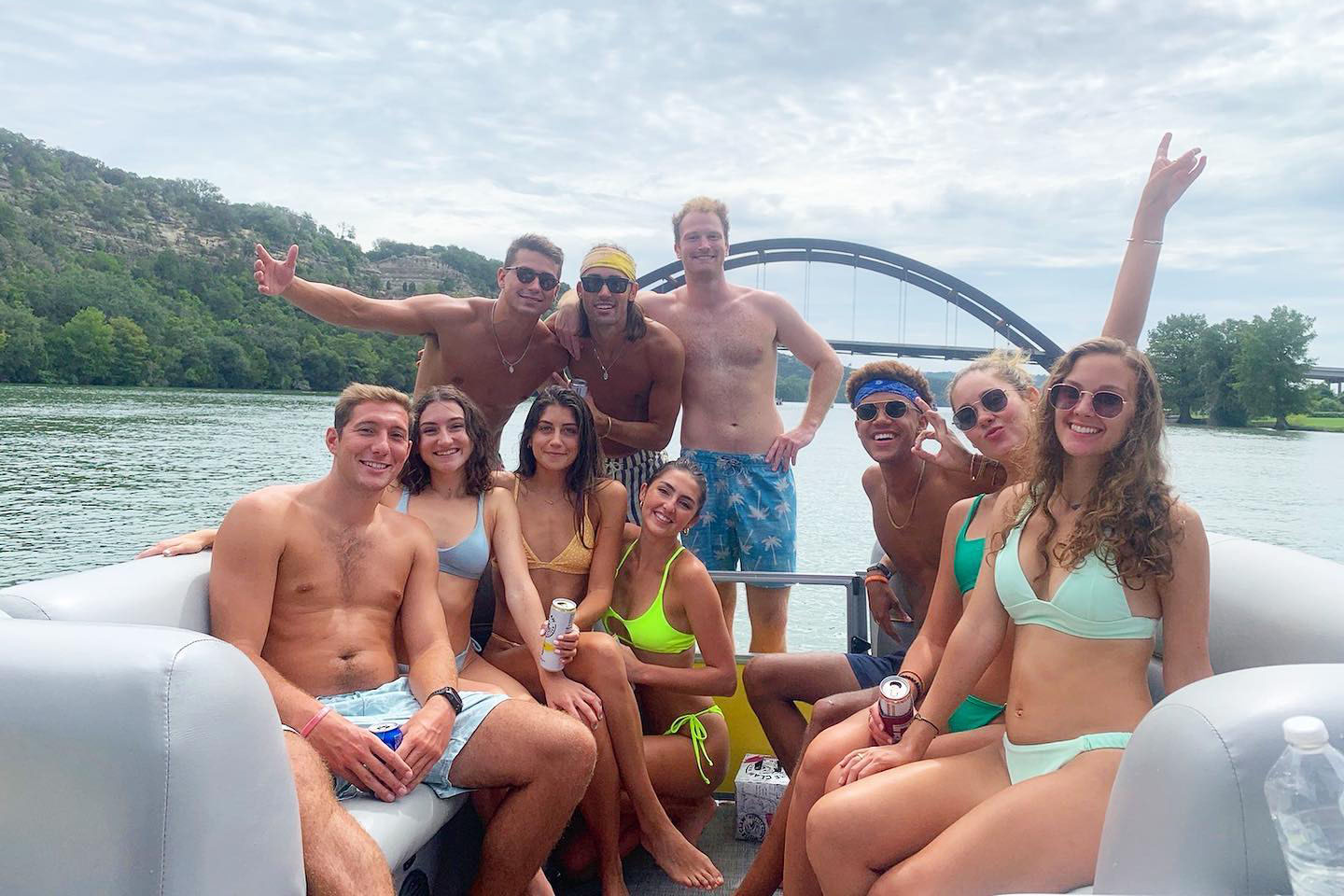 Nauti Side - Lake Austin Boat Rentals