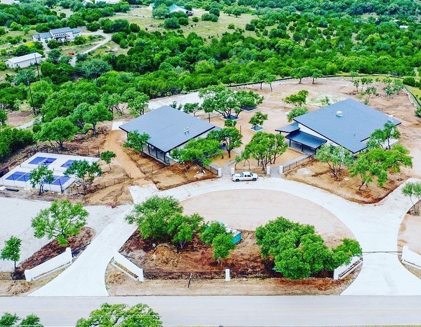 Frontyard Brewing - Lake Travis Brewery