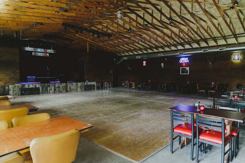 Mercer Dancehall - Austin Honky Tonk & Dance Hall - Driftwood TX