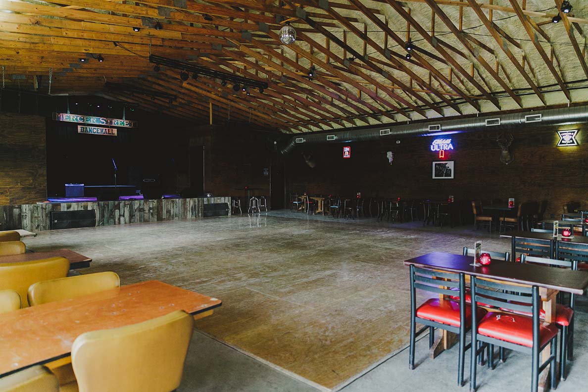 Mercer Dancehall - Austin Honky Tonk & Dance Hall - Driftwood TX