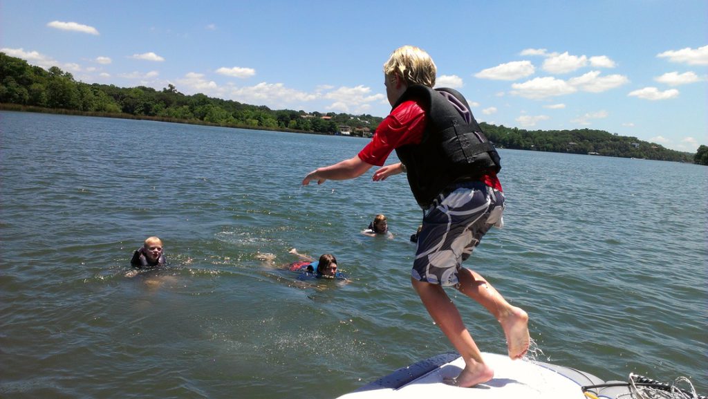 Lake Lessons - Lake Austin Wake Lessons and Instruction