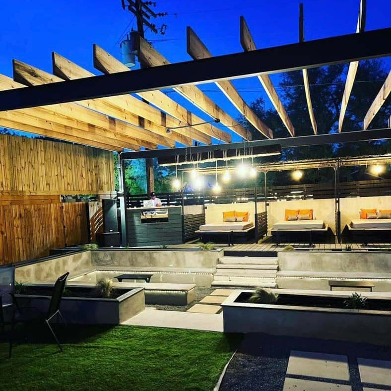 Parlay House - South Austin Bar