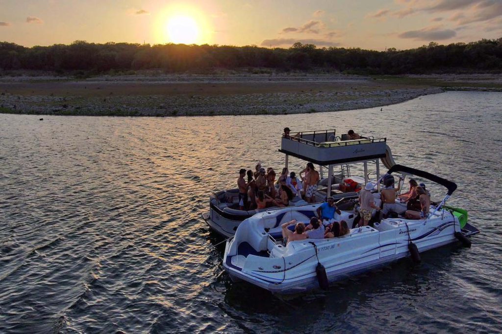 Big Tex Boat Rentals - Boat Rentals on Lake Austin and Lake Travis Texas